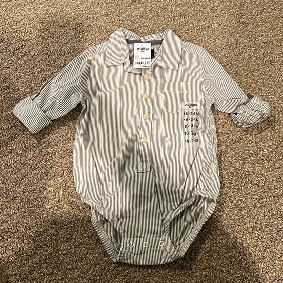 Oshkosh bgosh button up onsie size 18-24mon NWT